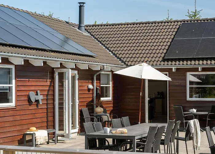 Vakantiehuis Amazing In Idestrup With Sauna *